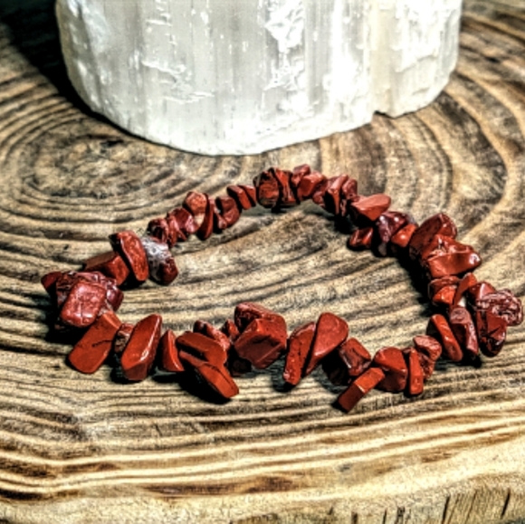 Handmade Red Jasper Chip Stone Unisex Bracelet - Picture 2 of 2